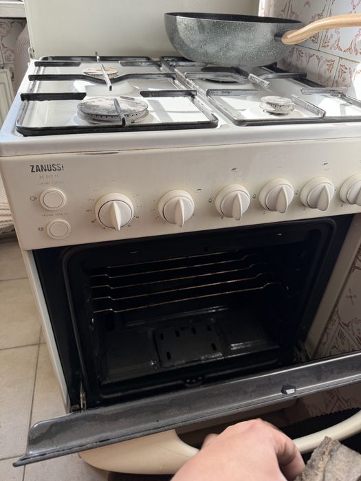 Aragaz Zanussi Aprindere Electronica