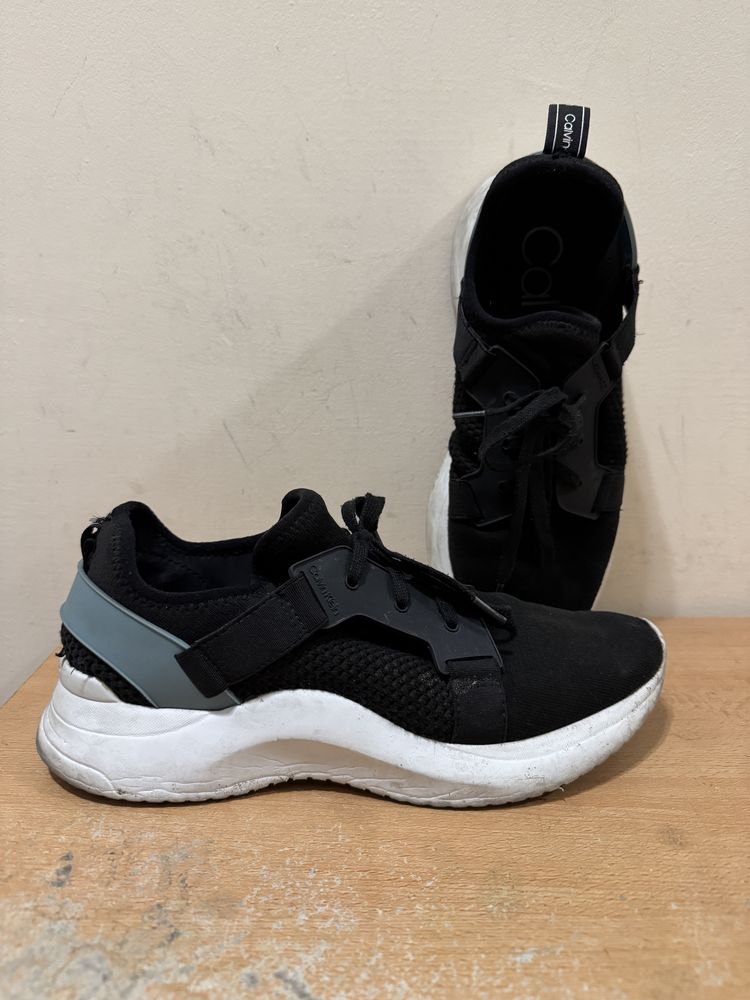Маратонки Cruyff, Nike, Puma, Adidas, Zara, Calvin Klein, Bershka