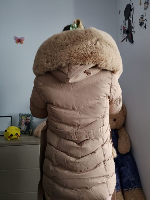 Vand geacă damă ,nouă și groasă