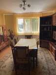 Vând apartament 3 camere, etaj 1, Centru, Bd.Unirii