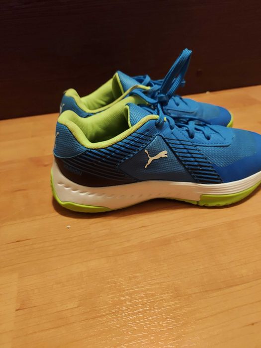 Adidasi PUMA mas 36