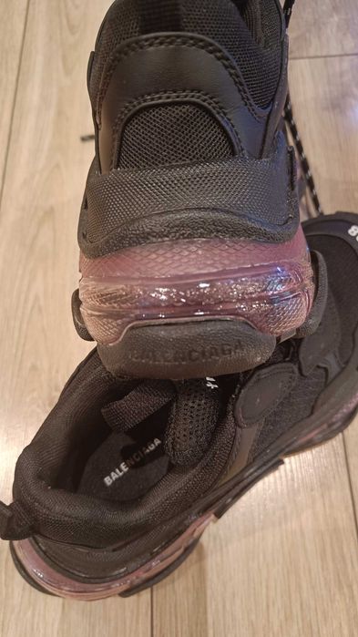 Черни маратонки Balenciaga Triple S