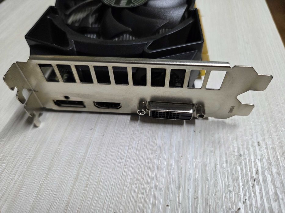 Видеокарта GF GTX1050 / 2Gb GDDR5 (Samsung) / 128bit (Inno3D)