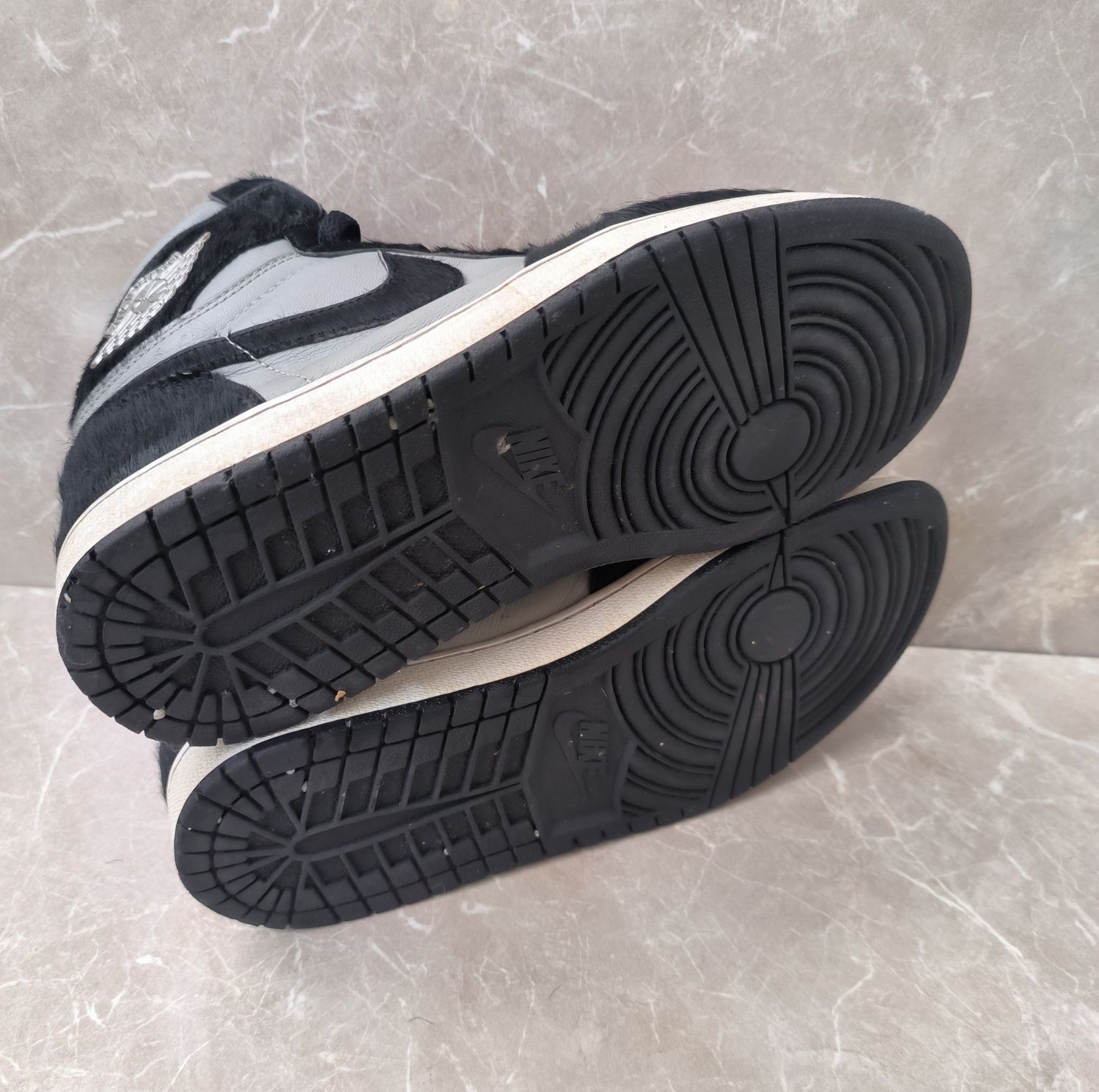 Сникърси Nike Air Jordan 1 Retro номер 42,5