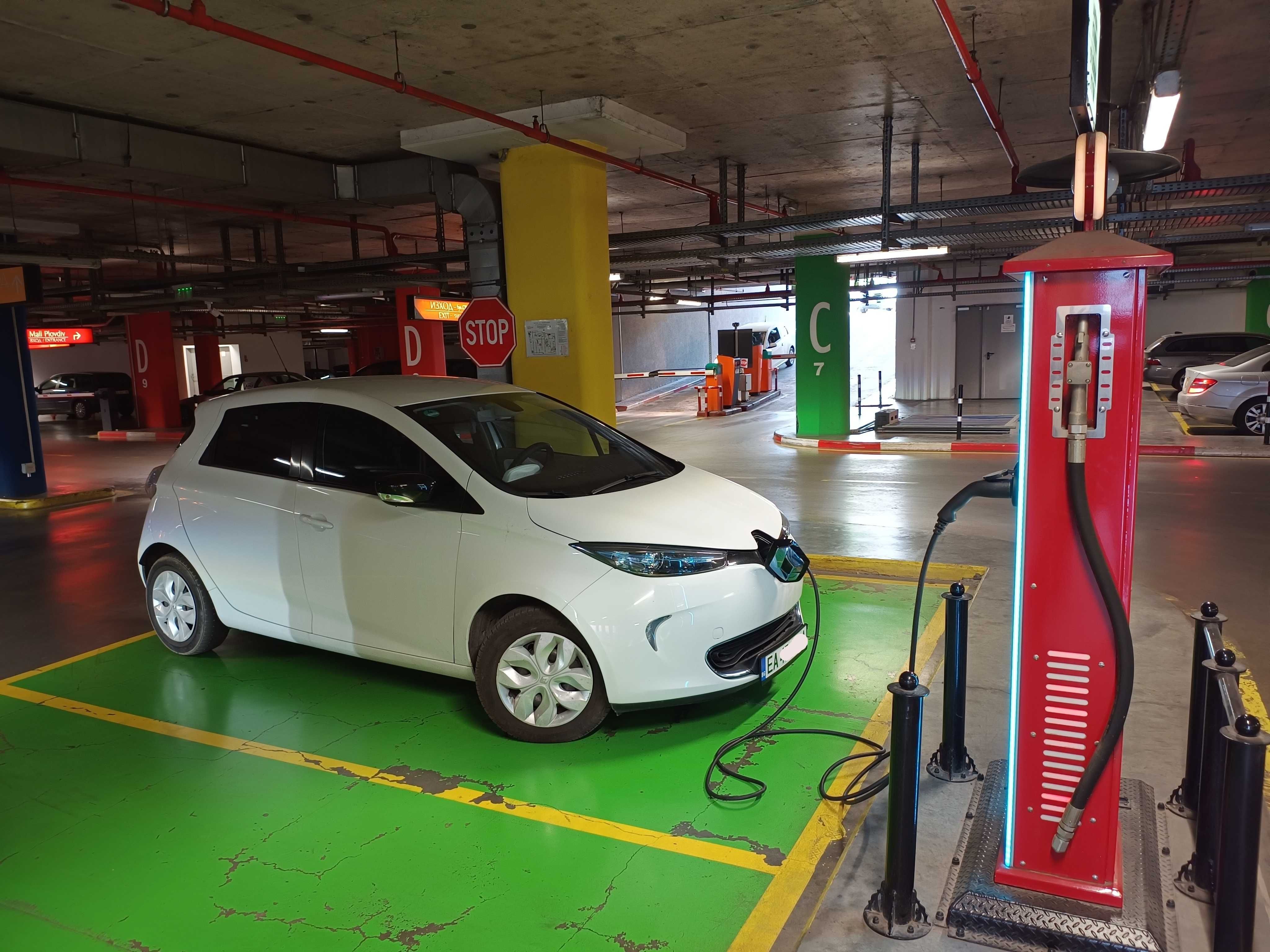 Рено Зое Life, Q210 мотор, 25.9 kWh; Перфектно Състояние, Renault Zoe