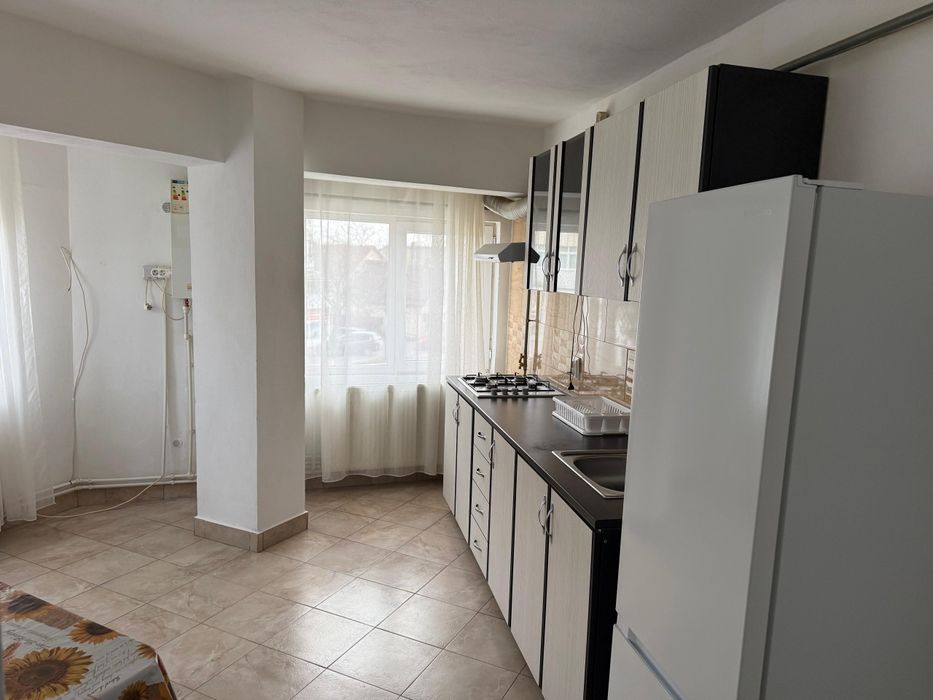 Închiriez garsoniera comfort 1