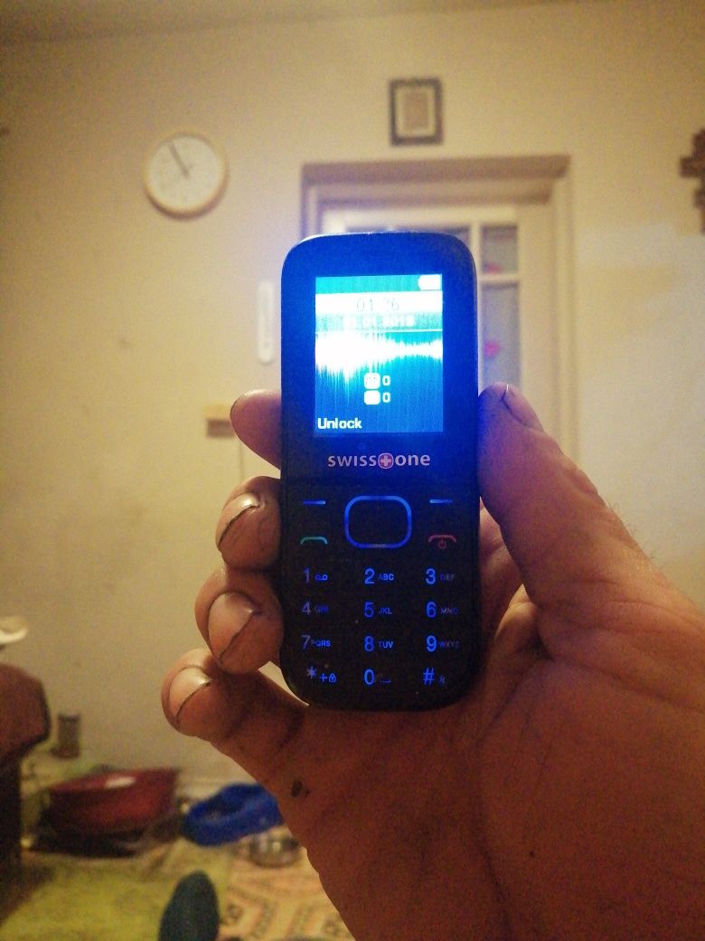 Vand 2 telefone simple  Nokia si Kiss one ambele funcționale 200 ron