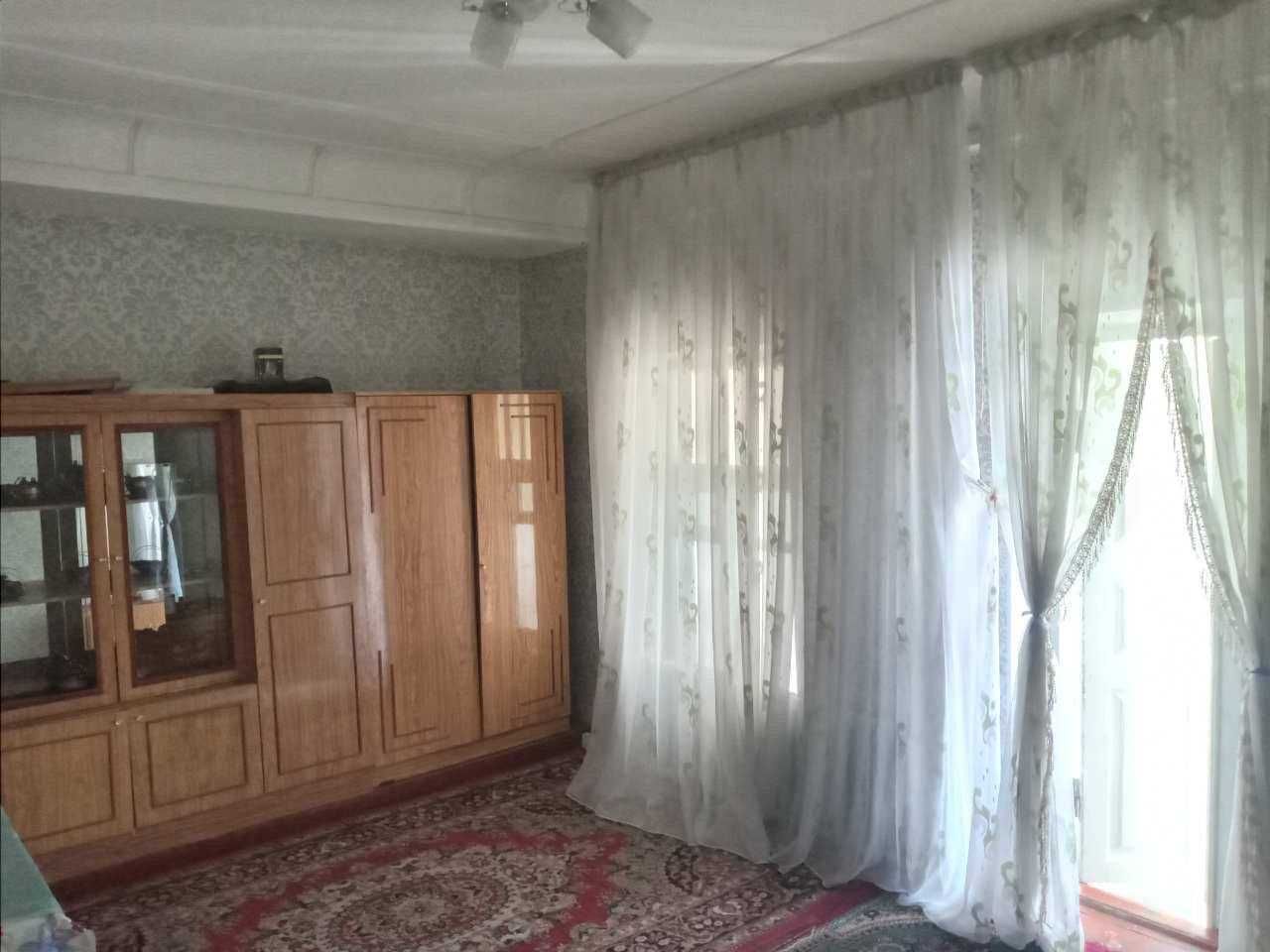 Uy Sotiladi: Toshkent shahri, Yunusobod tumanida 6 xonali uy 3.45