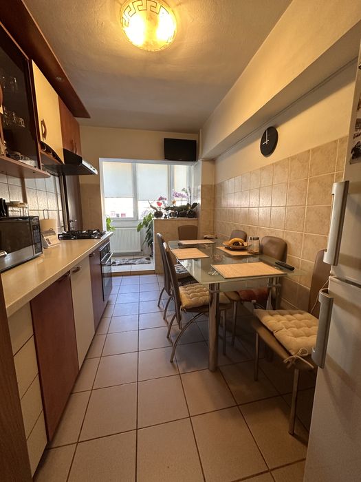 Apartament 3 camere, suprafata totala 77,1 mp