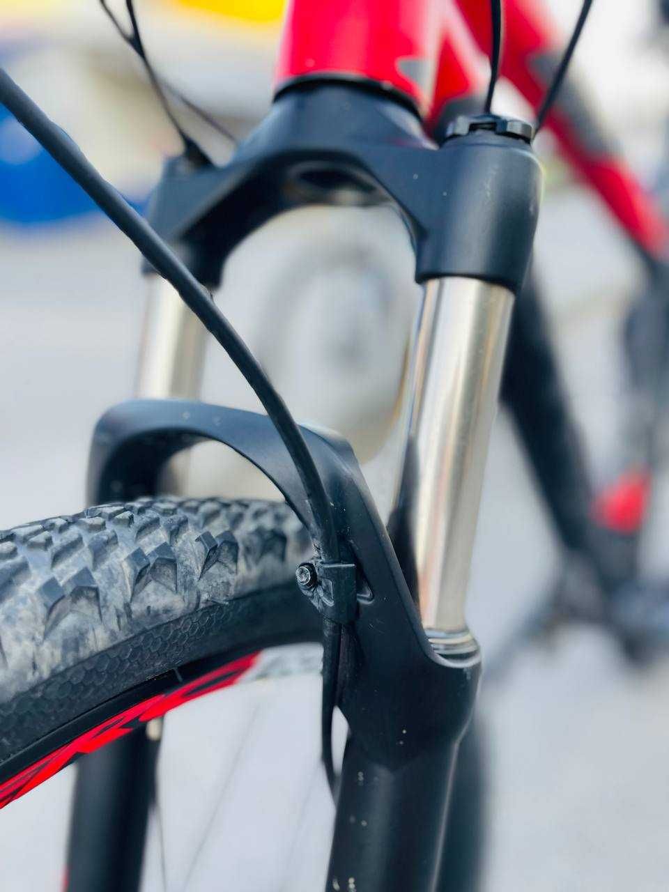 Велосипед Btwin Rockrider 560 27.5'' (L)