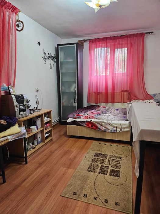 Casă de vânzare Păușești-Măglași/județul Vâlcea