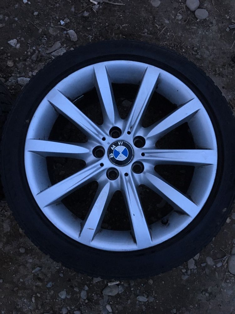 Vand doua jante 18 bmw f10 oem. Pret 150€/buc sau 250€ ambele