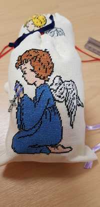 Бродирани торбички с ангелчета