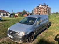 Autoutilitara Dacia