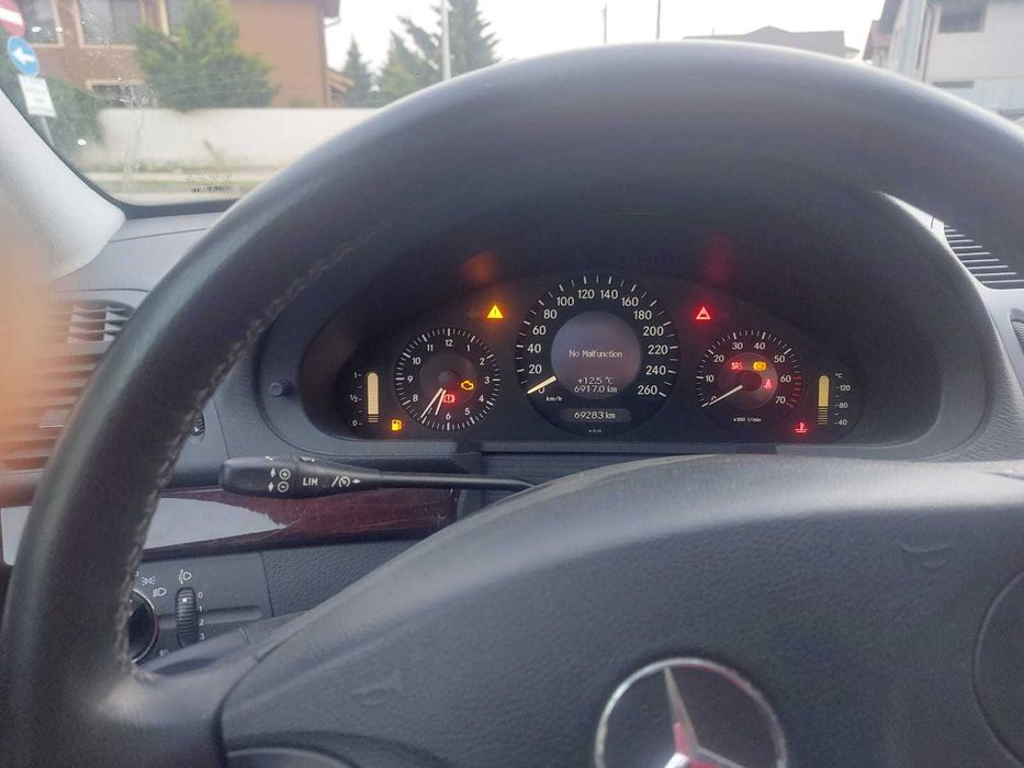 Mercedes -Benz E Class 211 CDI 2004 - Stare Inpecabila