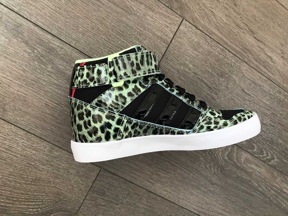 ЦЕНА ПОДАРЪК!!! Оригинални кецове Adidas Originals * 36