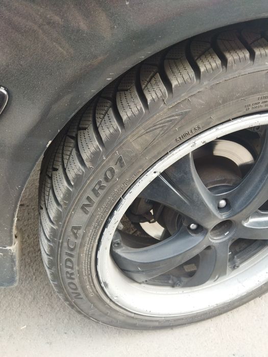 Продам шины . 245/45/18