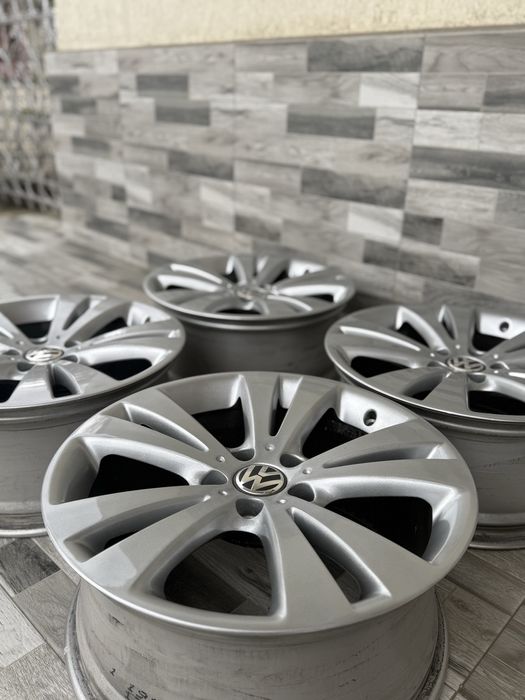 Jante Chicago Volkwagen Golf Passat R18 5X112