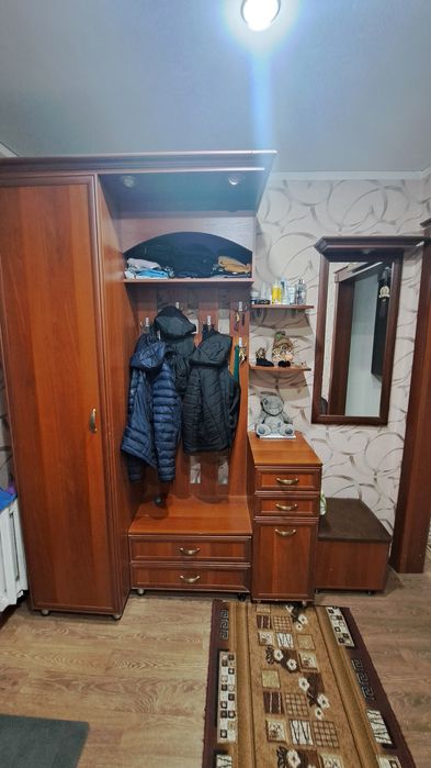 Продаётся шкаф для прихожей