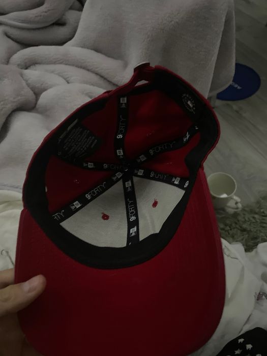 Sapca New Era Roșie cu Alb