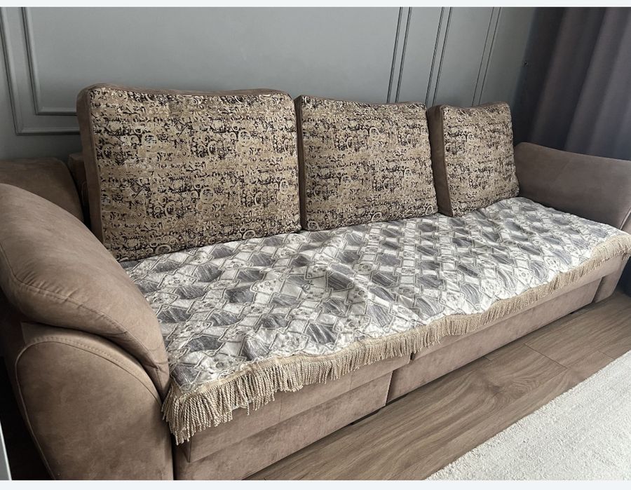 Продам диван в хорошем состоянии