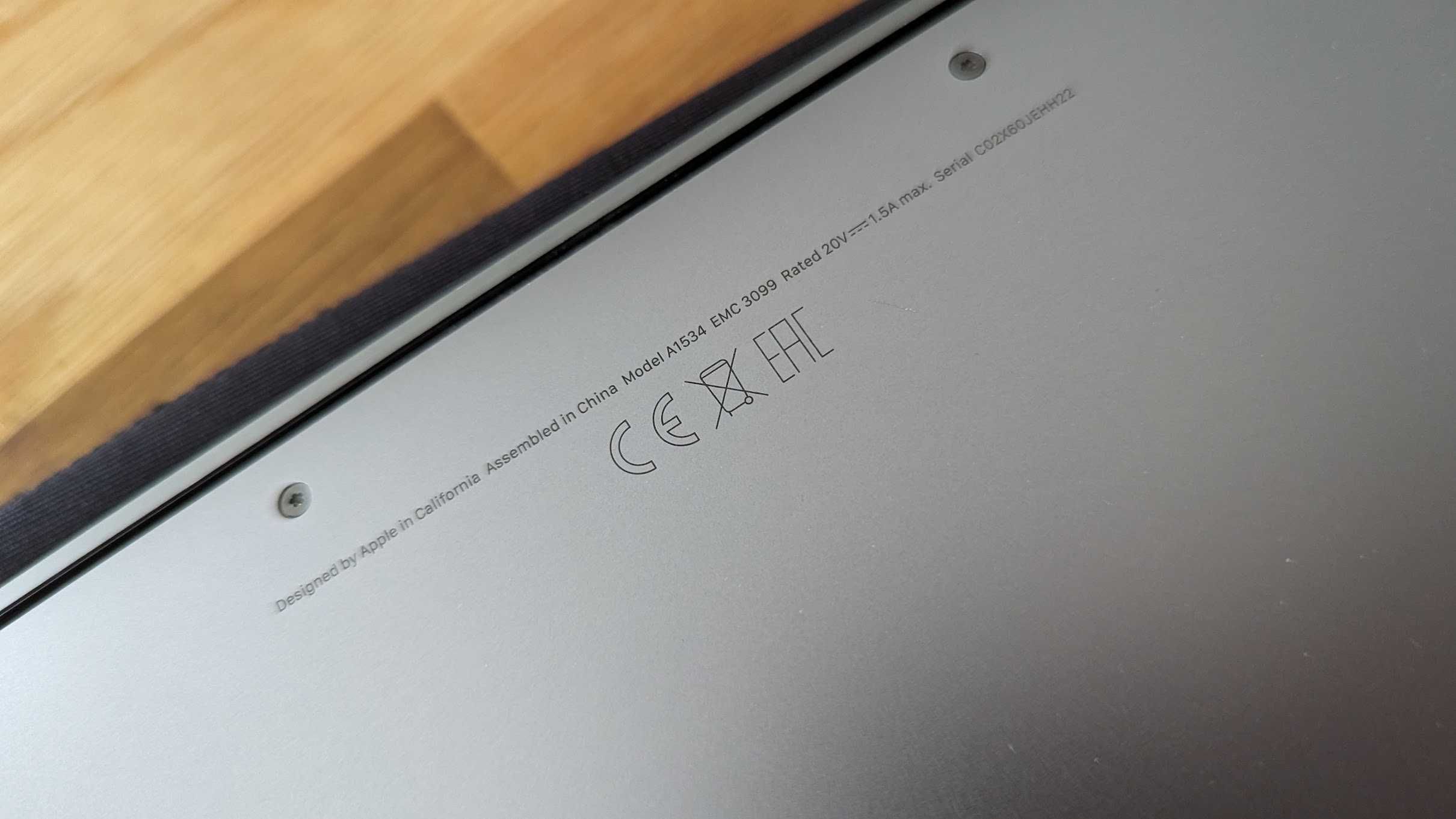 Mac Book 12" модел 2017 с 512 SSD