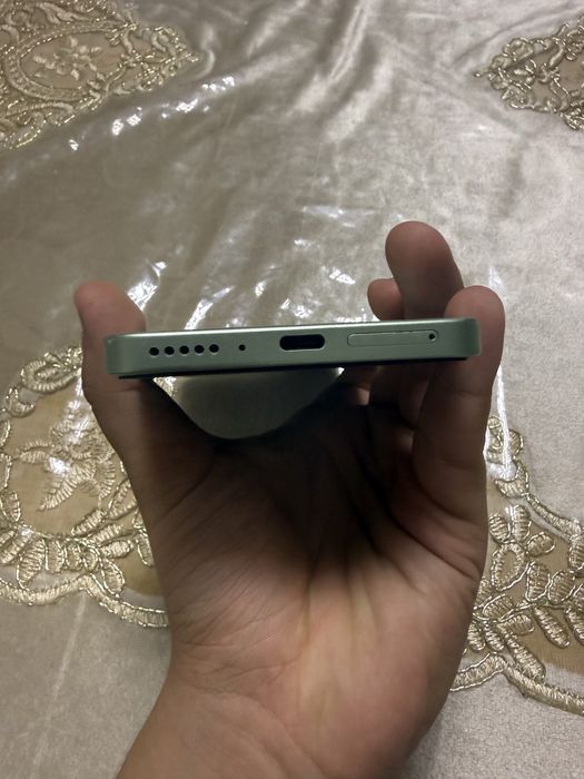 Redmi note 13. 6/128