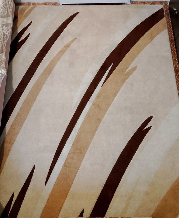 Продавам килим 50 лв.