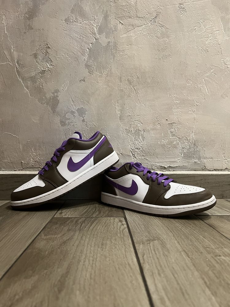 Обувки Jordan 1 Low Purple Mocha, номер: 42.5
