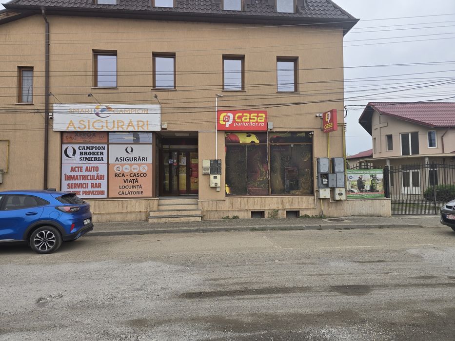 Închiriez spațiu comercial 90 mp util