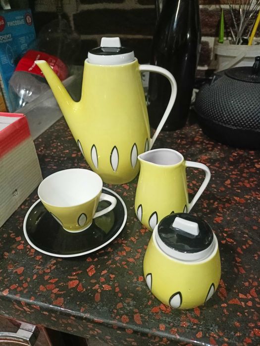 Продается сервиз