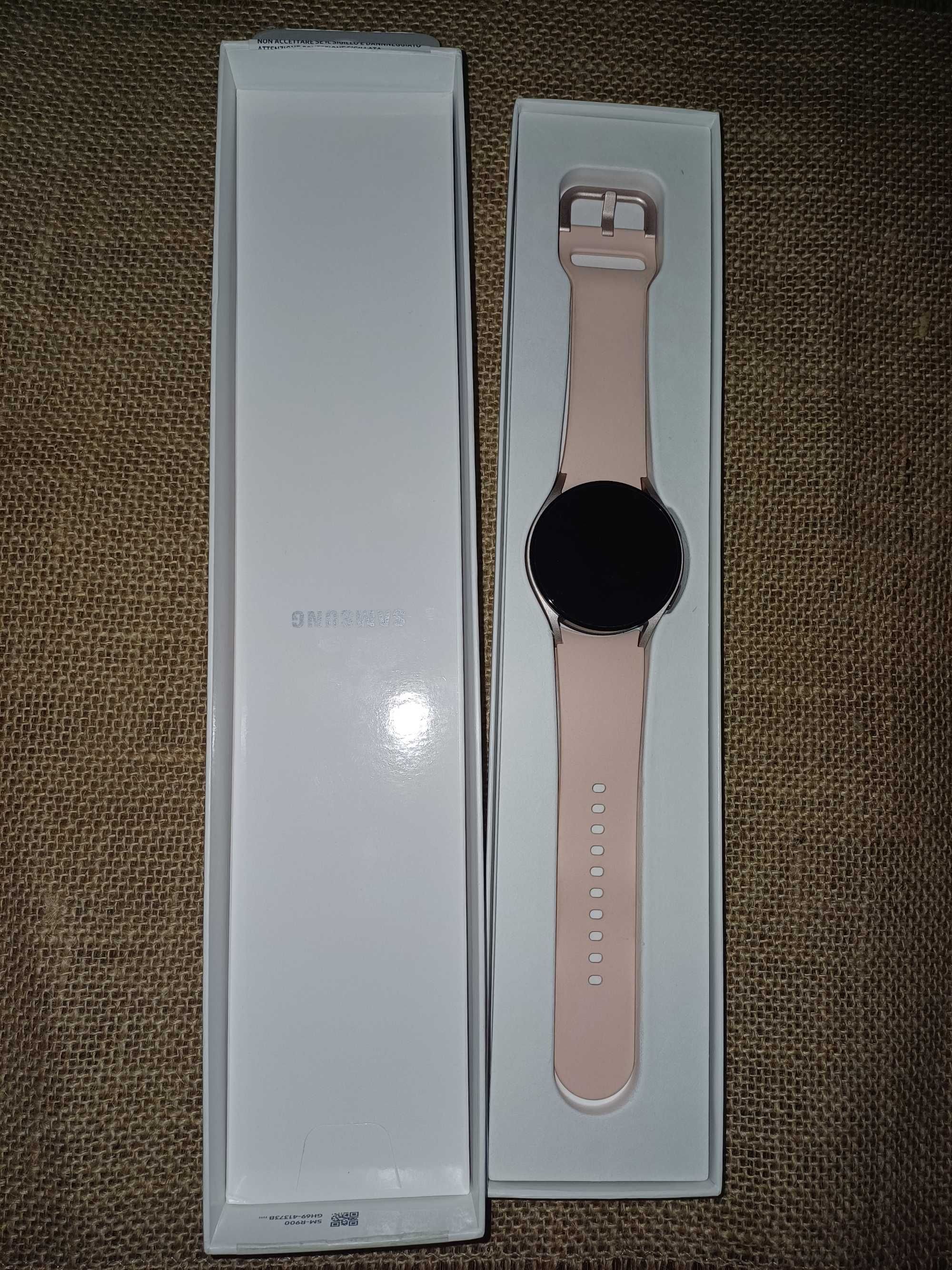 Смарт часовник Samsung Galaxy