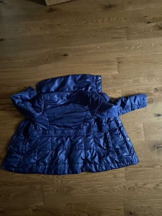 Geaca albastra de fete