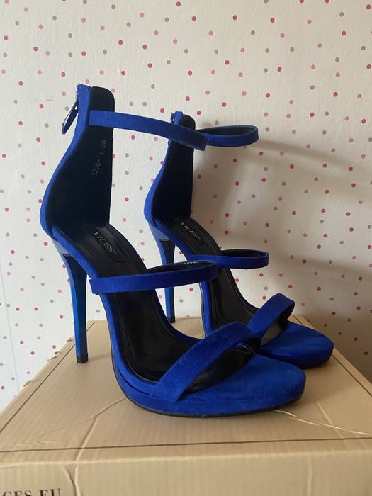 Pantofi bleumarin noi