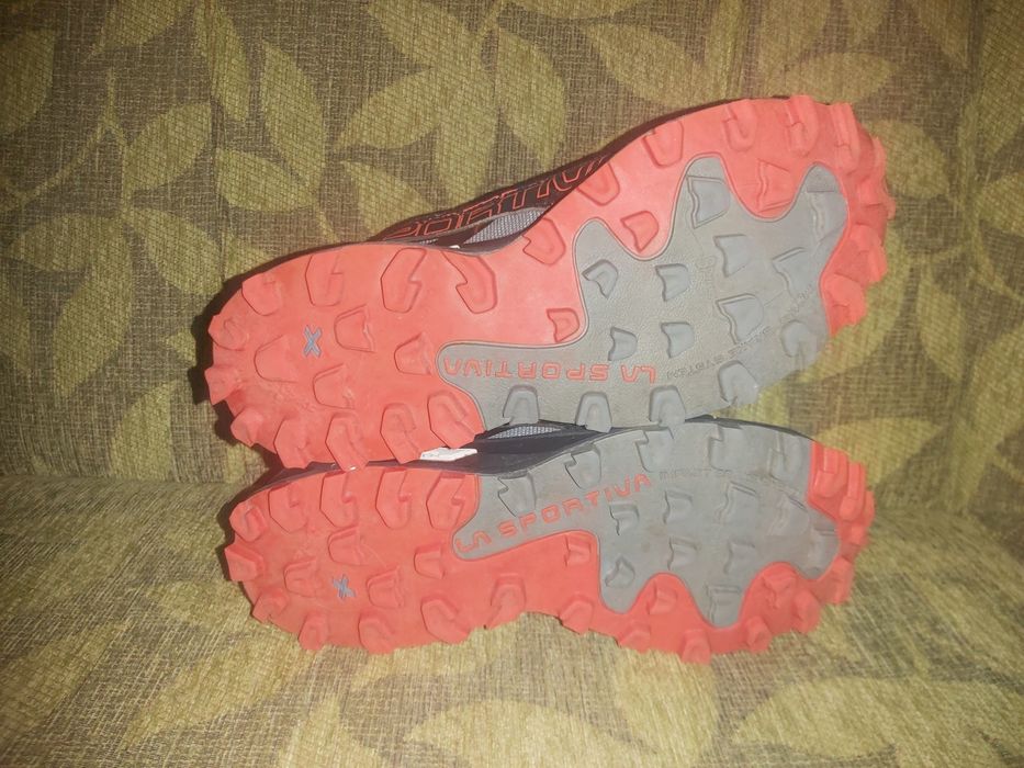 Дамски обувки за планинско бягане LA Sportiva GTX