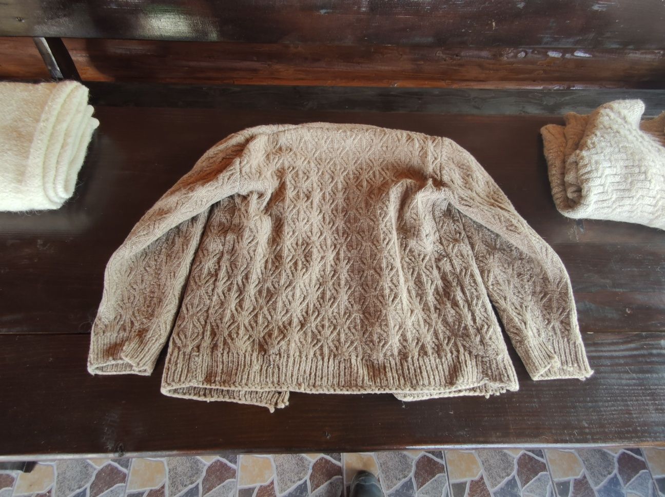 Bluză tradițională din lână naturală