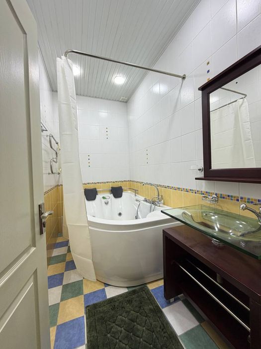 Паркентский бозор 3 хона 75 м2 СОТИЛАДИ