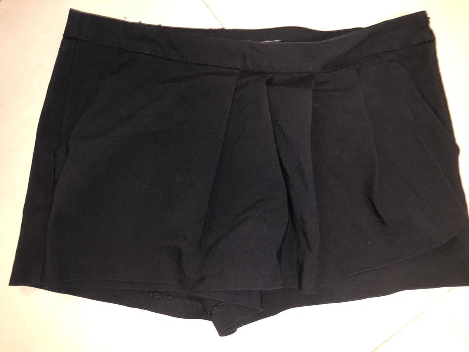 Fusta-pantalon Zara Trafaluc, mar. L, noua fara eticheta