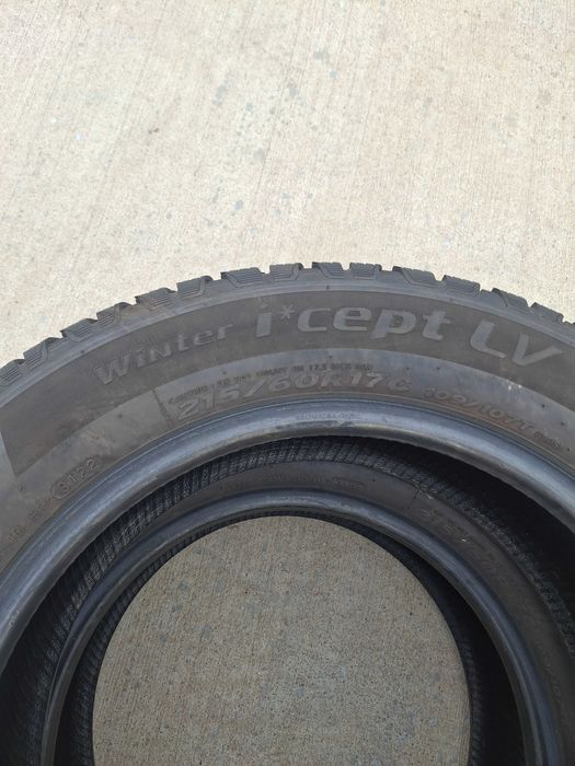 4бр. зимни гуми 215/60/17C Hankook DOT 3122