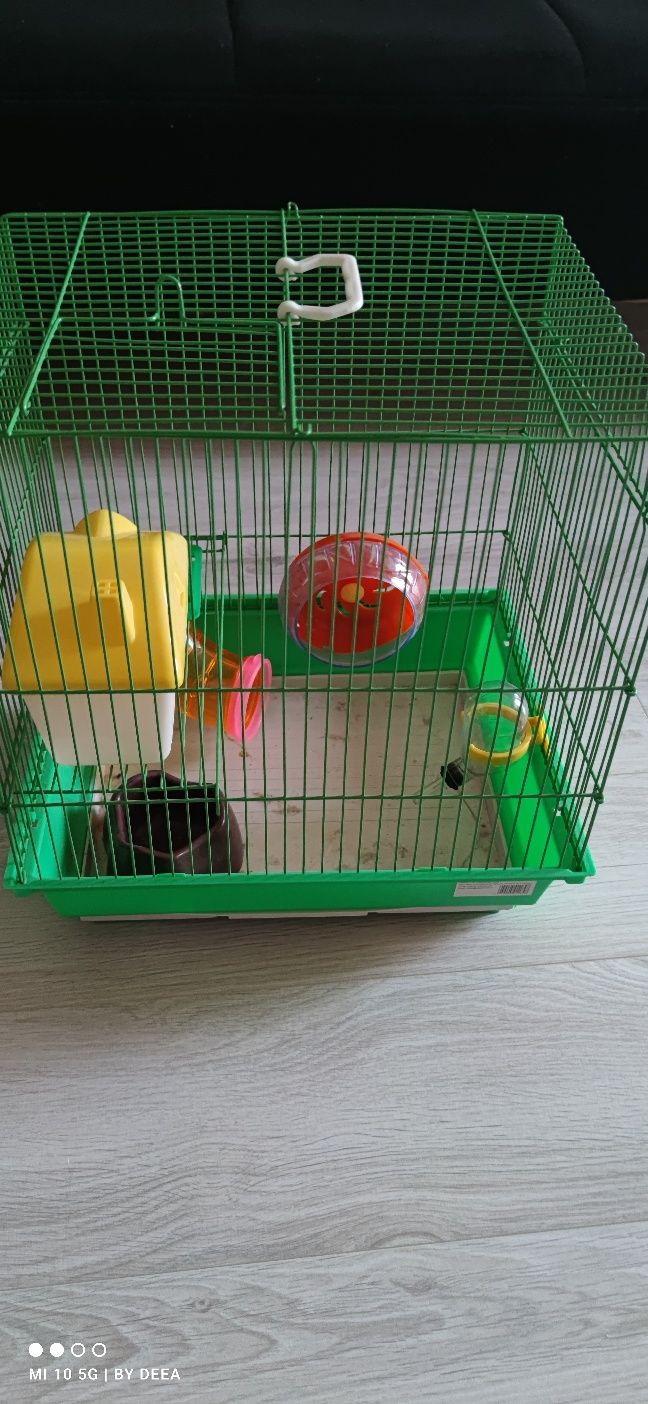 Cușcă hamster/ colivie pasari cu accesorii și  bila pentru hamster