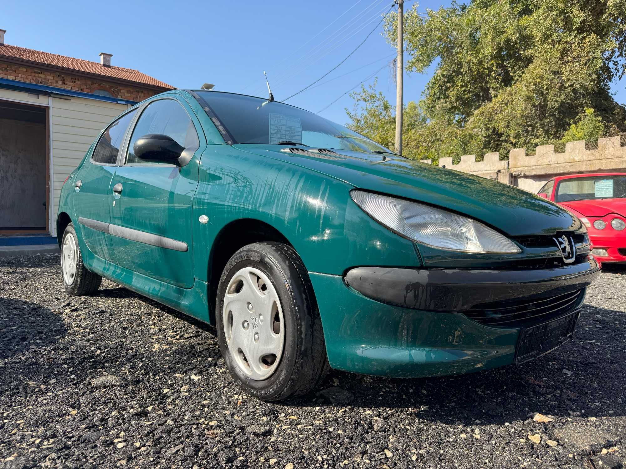 Peugeot 206 1.1i 60 к.с. 2000 г. - нов внос!