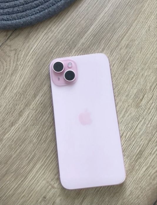 Iphone 15 89% акб