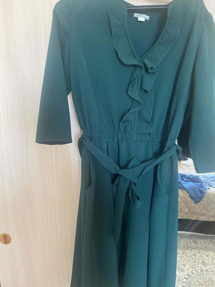 Платье зеленое казахстанский бренд