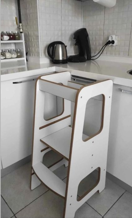 Учебна Кула Монтесори, Learning Tower