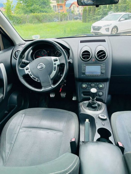 Nissan Qashqai +2 7 LOCURI 4X4 2.0 TDI Rate-Garantie 12 Luni - Tekna