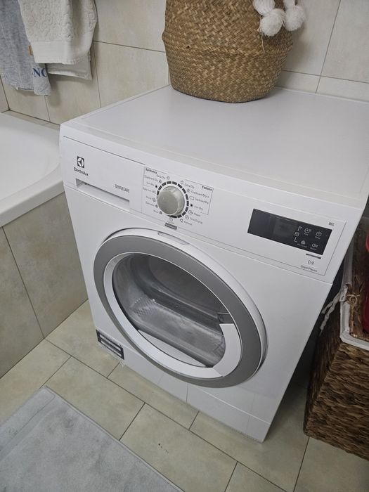 Uscator de rufe electrolux