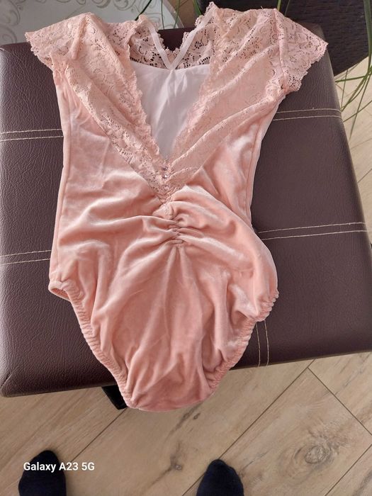 Трико и цвички за балет