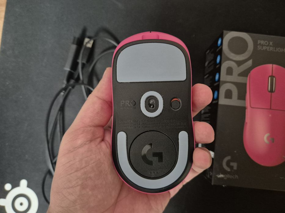 Logitech G Pro Superlight 2 геймърска мишка