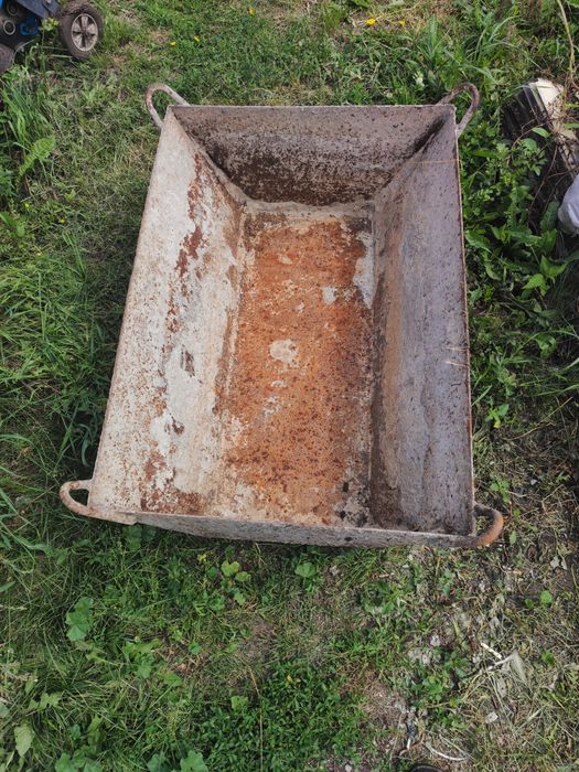 Корыто для раствора с петлями