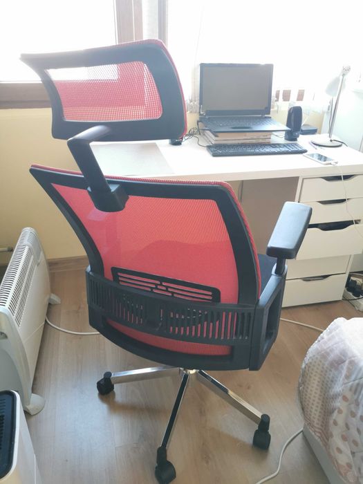 Офис-стол почти нов